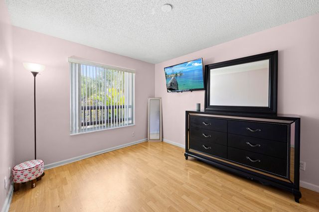 1928 E Discovery Cir Circle E, Deerfield Beach, FL 33442