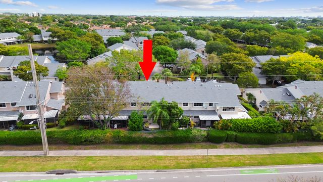 1928 E Discovery Cir Circle E, Deerfield Beach, FL 33442