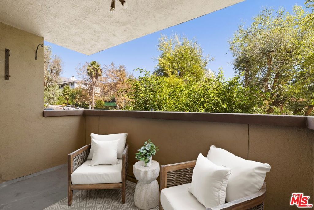 1121 N Olive Drive 102, West Hollywood, CA 90069 — photo 4