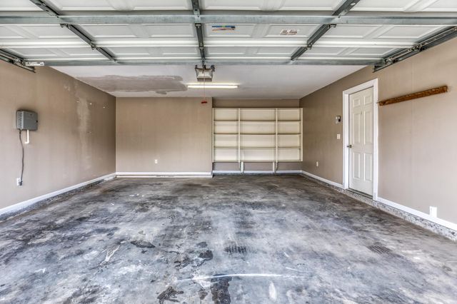 114 Park Place, La Grange, TX 78945