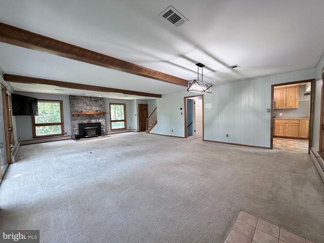 6067 GREENBRIAR COURT, Fayetteville, PA 17222