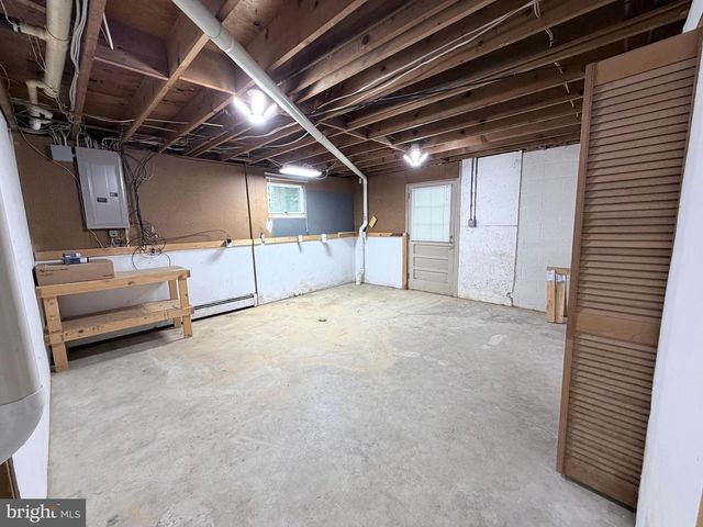6067 GREENBRIAR COURT, Fayetteville, PA 17222