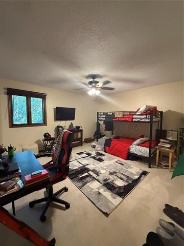 1011 Skyview Drive, Altoona, WI 54720