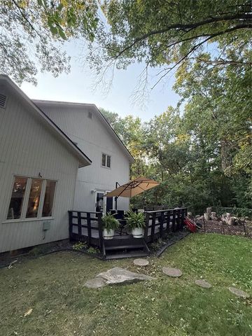 1011 Skyview Drive, Altoona, WI 54720