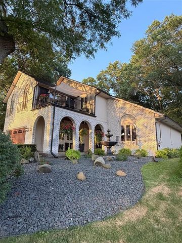 1011 Skyview Drive, Altoona, WI 54720