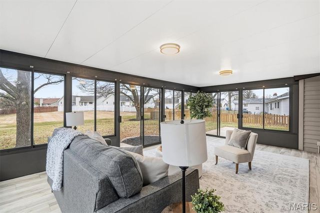 2319 Paradise Peak Circle, Wildwood, MO 63011