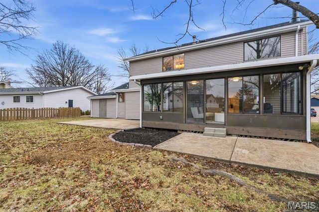 2319 Paradise Peak Circle, Wildwood, MO 63011