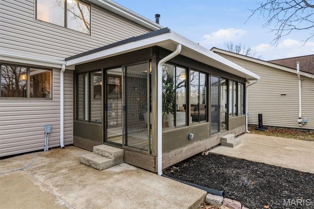 2319 Paradise Peak Circle, Wildwood, MO 63011