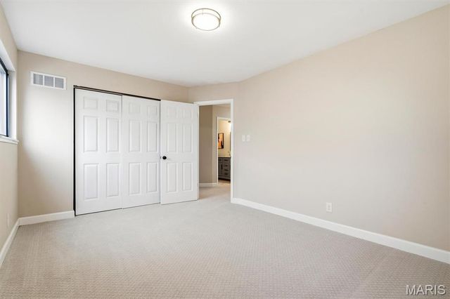 2319 Paradise Peak Circle, Wildwood, MO 63011