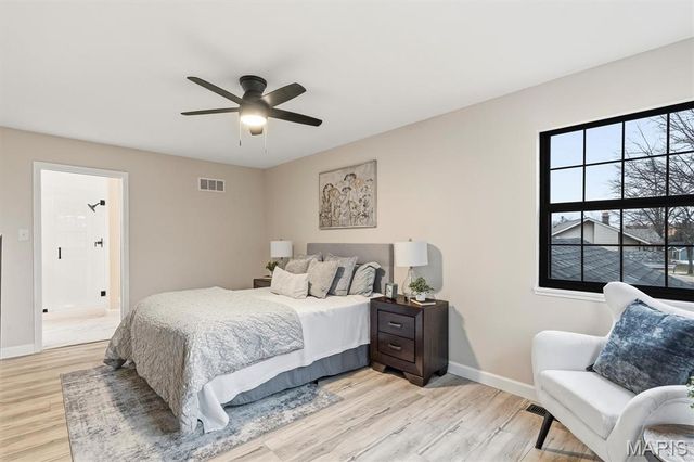 2319 Paradise Peak Circle, Wildwood, MO 63011