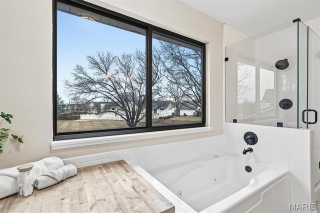 2319 Paradise Peak Circle, Wildwood, MO 63011