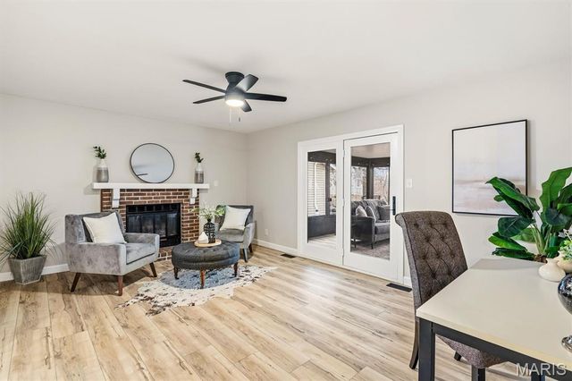 2319 Paradise Peak Circle, Wildwood, MO 63011