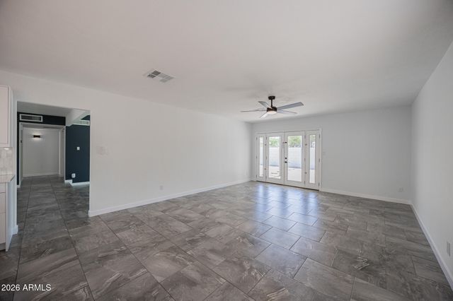 10251 N 53RD Avenue, Glendale, AZ 85302