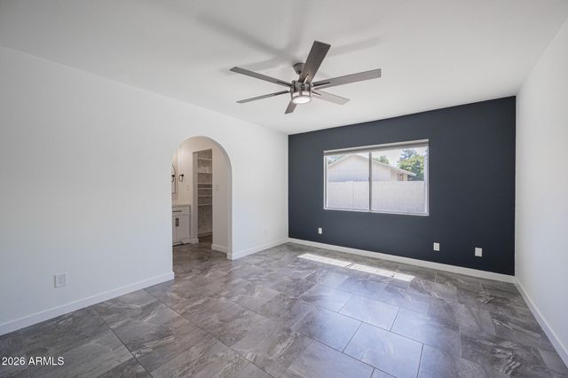 10251 N 53RD Avenue, Glendale, AZ 85302