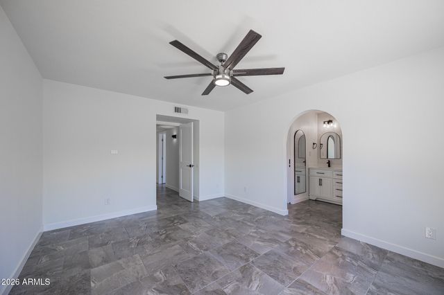 10251 N 53RD Avenue, Glendale, AZ 85302