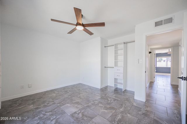 10251 N 53RD Avenue, Glendale, AZ 85302
