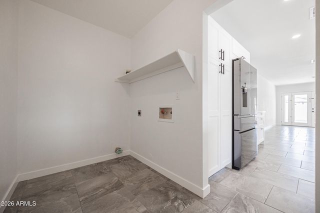 10251 N 53RD Avenue, Glendale, AZ 85302