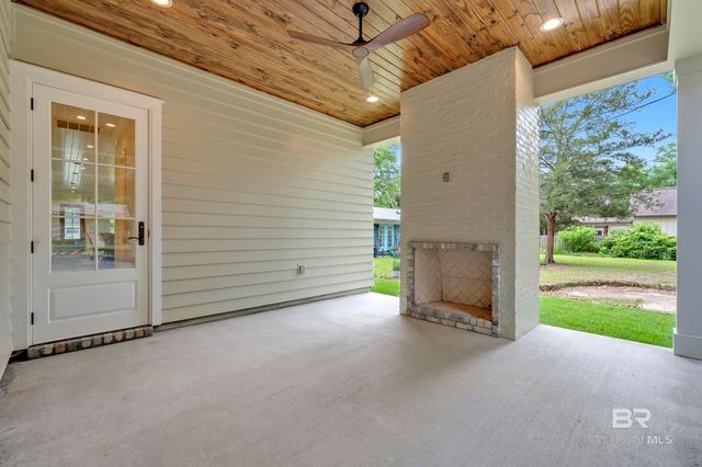 410 Azalea Street 102, Fairhope, AL 36532
