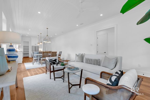 410 Azalea Street 102, Fairhope, AL 36532