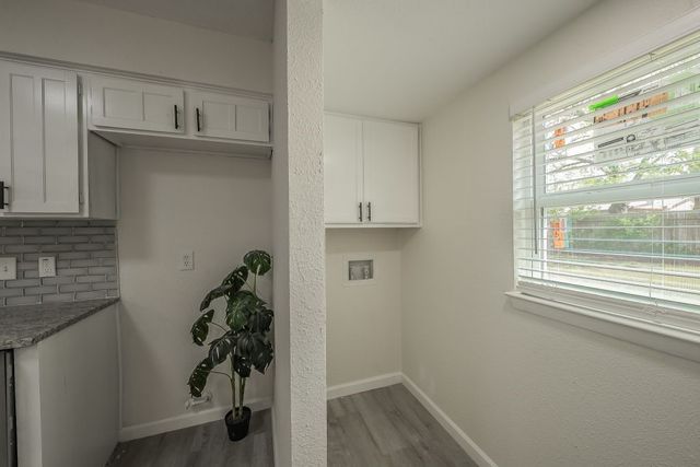 228 Blair Lane, Arlington, TX 76014