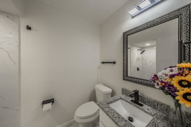 228 Blair Lane, Arlington, TX 76014