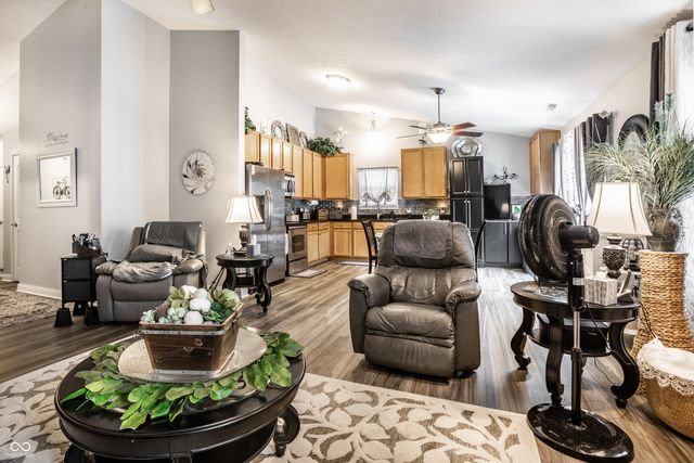 5856 Edelle Drive, Indianapolis, IN 46237