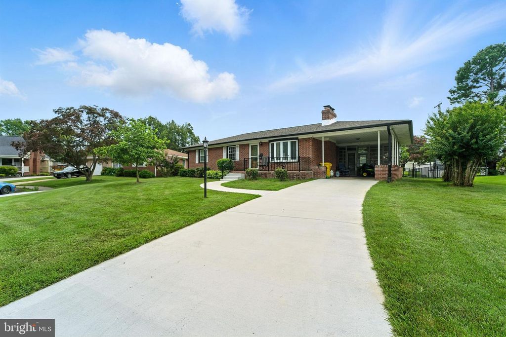 709 GREENTREE RD, Linthicum Heights, MD 21090