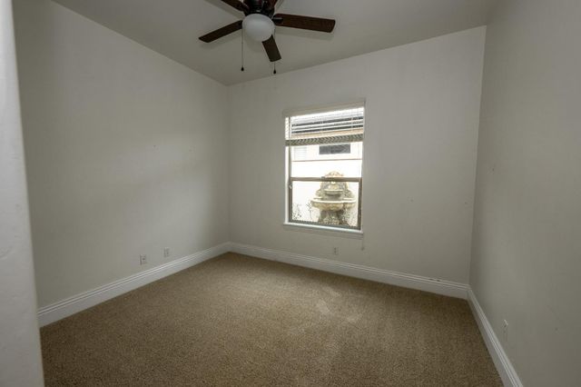 2182 E Hogan Avenue, Fresno, CA 93730