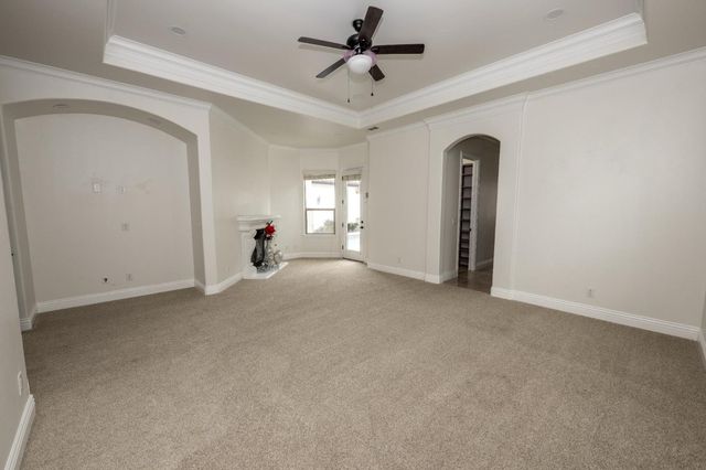 2182 E Hogan Avenue, Fresno, CA 93730