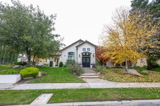2182 E Hogan Avenue, Fresno, CA 93730