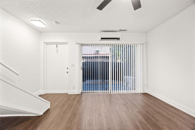 1801 NE 56th Street 5, Fort Lauderdale, FL 33308