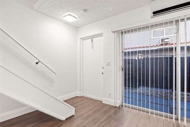 1801 NE 56th Street 5, Fort Lauderdale, FL 33308