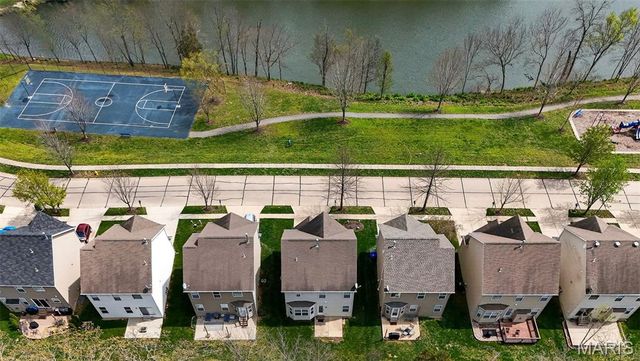461 Parkgate Drive, Lake St Louis, MO 63367