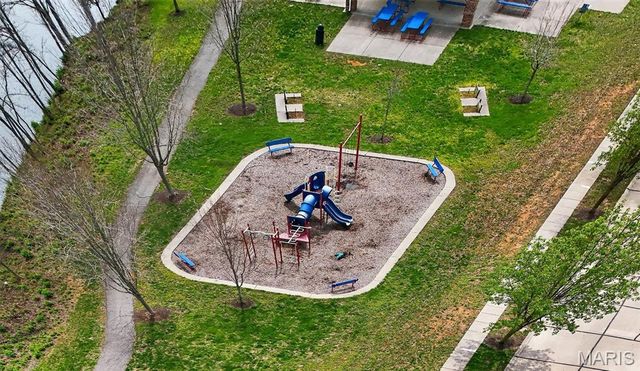 461 Parkgate Drive, Lake St Louis, MO 63367