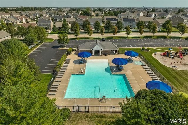461 Parkgate Drive, Lake St Louis, MO 63367