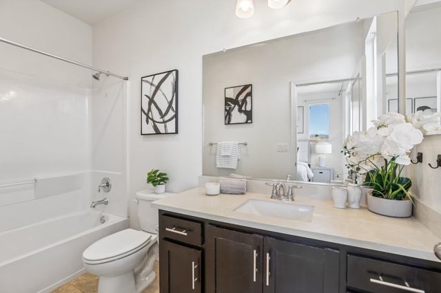 38975 Primula Terrace, Newark, CA 94560