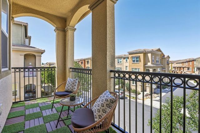 38975 Primula Terrace, Newark, CA 94560