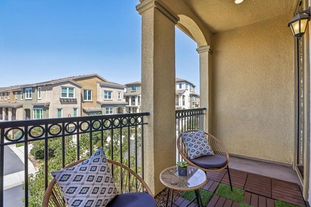 38975 Primula Terrace, Newark, CA 94560