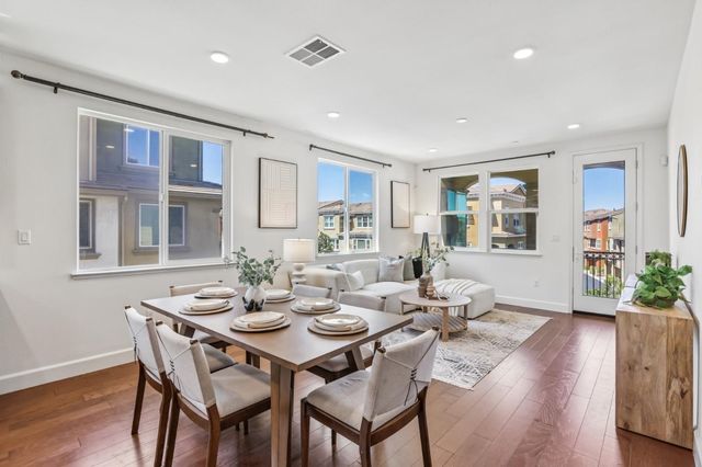 38975 Primula Terrace, Newark, CA 94560