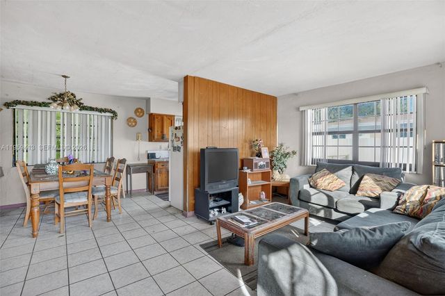 16930 NW 37th Pl, Miami Gardens, FL 33055