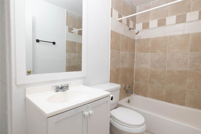 6115 Micollet Street, Houston, TX 77016