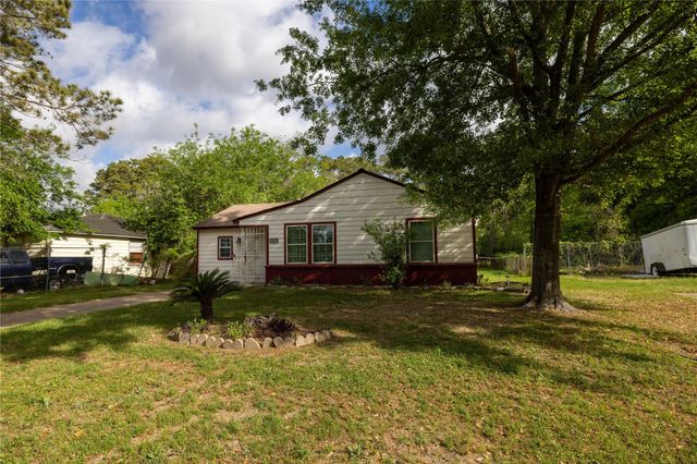 6115 Micollet Street, Houston, TX 77016