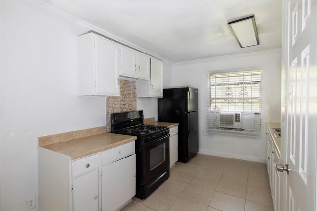 6115 Micollet Street, Houston, TX 77016