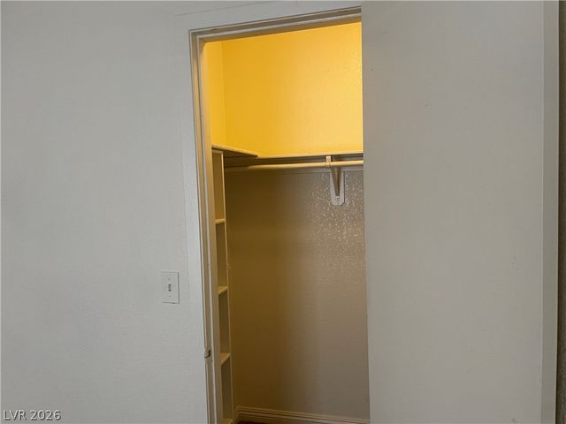 5271 Lindell Road 106, Las Vegas, NV 89118