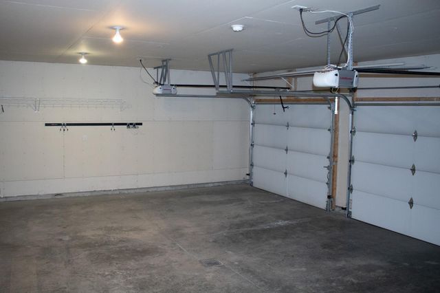 6875 16th Street S, Fargo, ND 58104