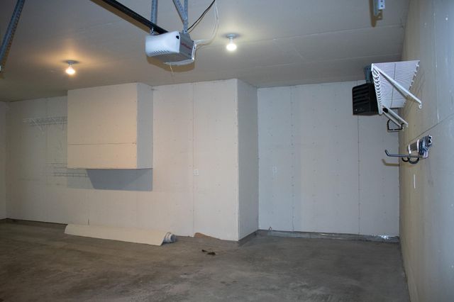 6875 16th Street S, Fargo, ND 58104