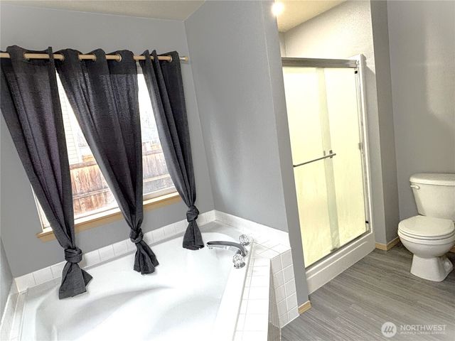 1306 Hansberry Avenue NE, Orting, WA 98360