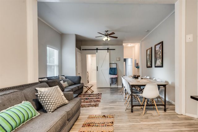 237 W Brooklyn Avenue, Dallas, TX 75208