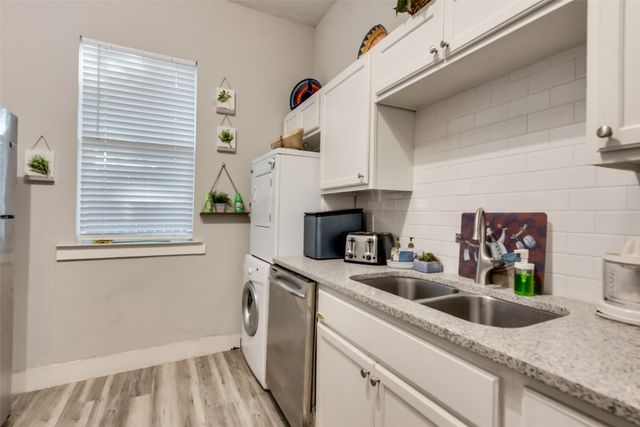 237 W Brooklyn Avenue, Dallas, TX 75208