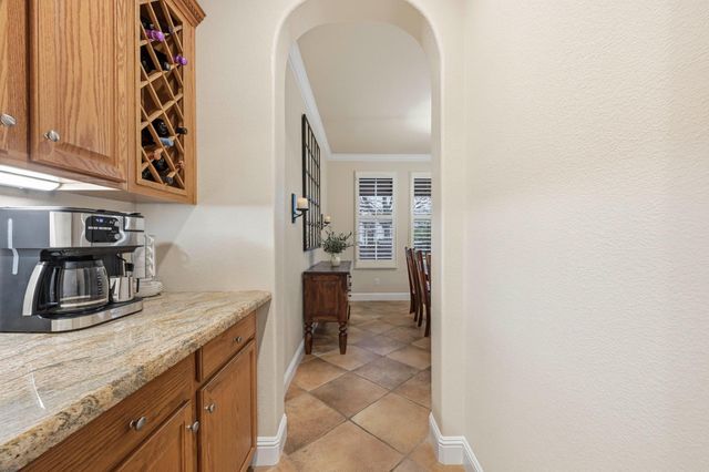 703 Morningside Ct, Folsom, CA 95630